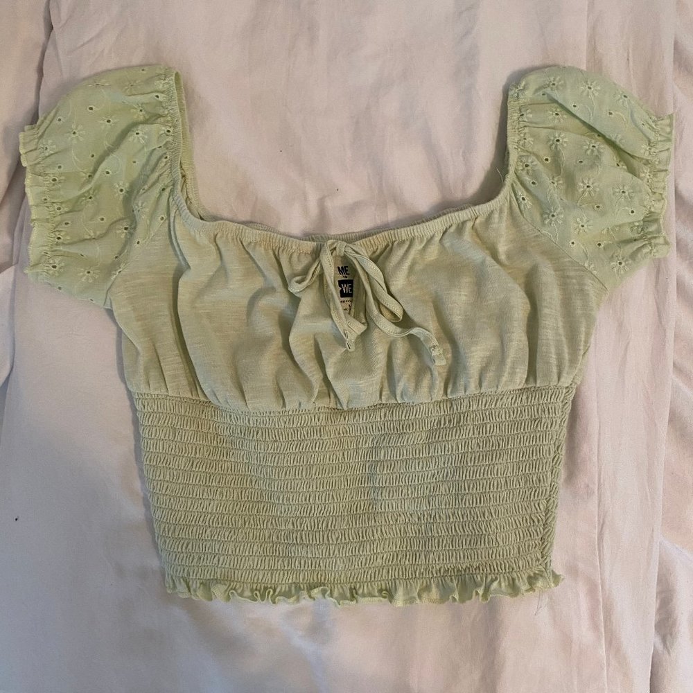 Green Blouse with flowery sleeves